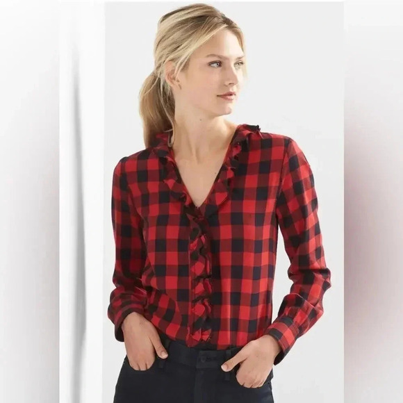 GAP Women’s Medium Red & Black Buffalo Check Plaid Button Down Top - Picture 1 of 8